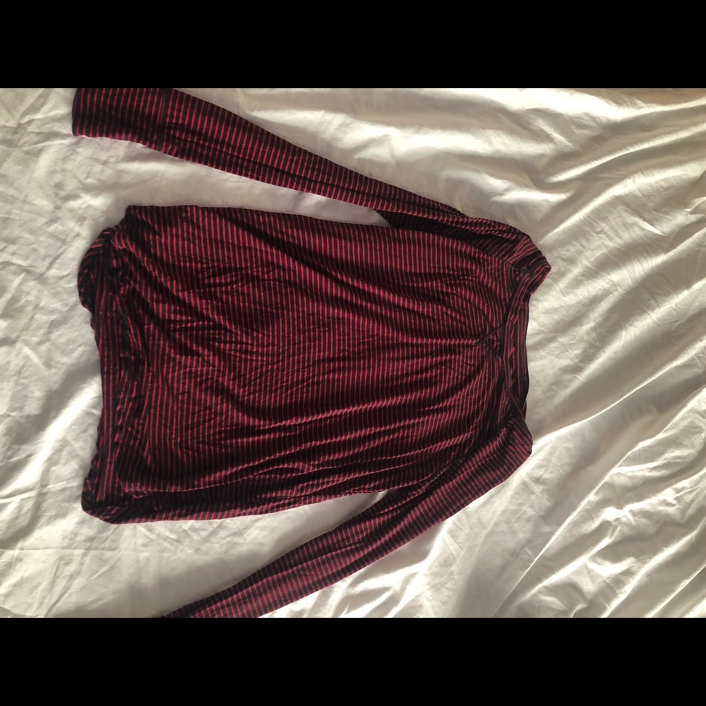 GAP BODY- NAVY BLUE AND RED STRIPED SHIRT